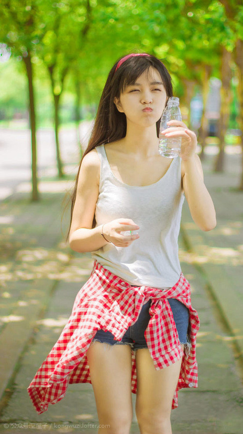 爱游戏手机版-“德甲豪门鏖战到底，最后冲刺引关注”，德甲豪门降级